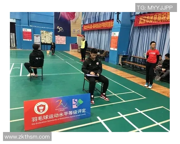 深圳羽毛球队技术排名创新高展现团队实力与发展潜力 深圳羽毛球队技术排名创新高展现团队实力与发展潜力